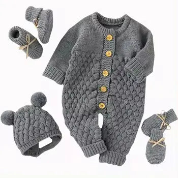 Ensemble en tricot pour bébé