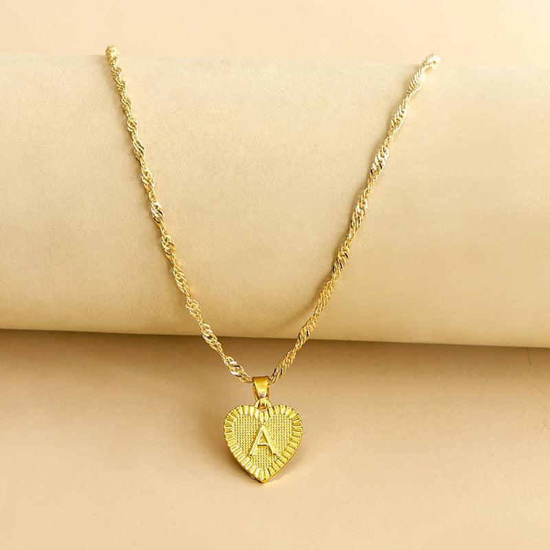 Collier pendentif coeur lettre initiale