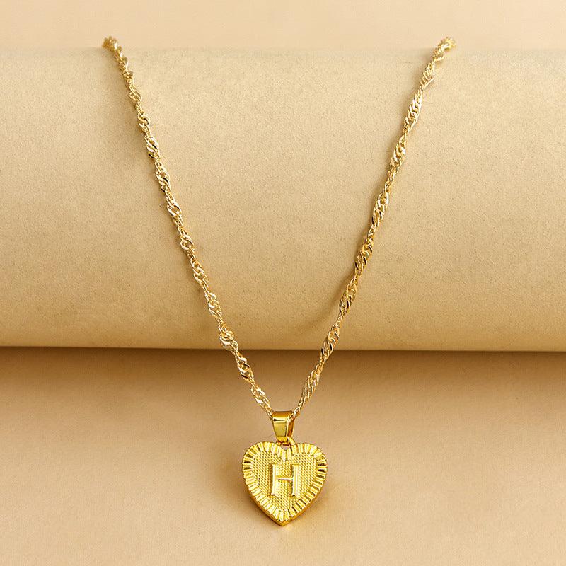 Collier pendentif coeur lettre initiale