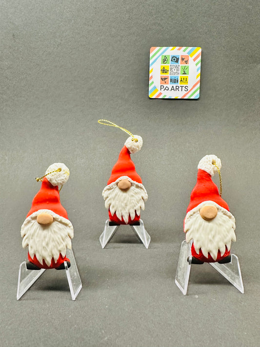 Christmas Gnomes figurines in Resin 3 pieces