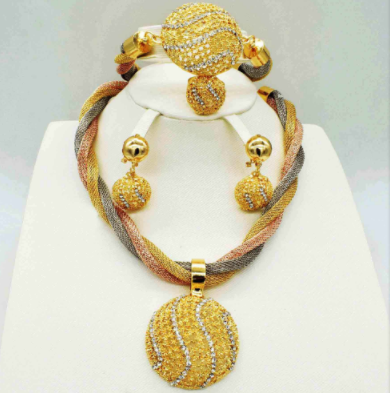 Conjunto de joias de ouro