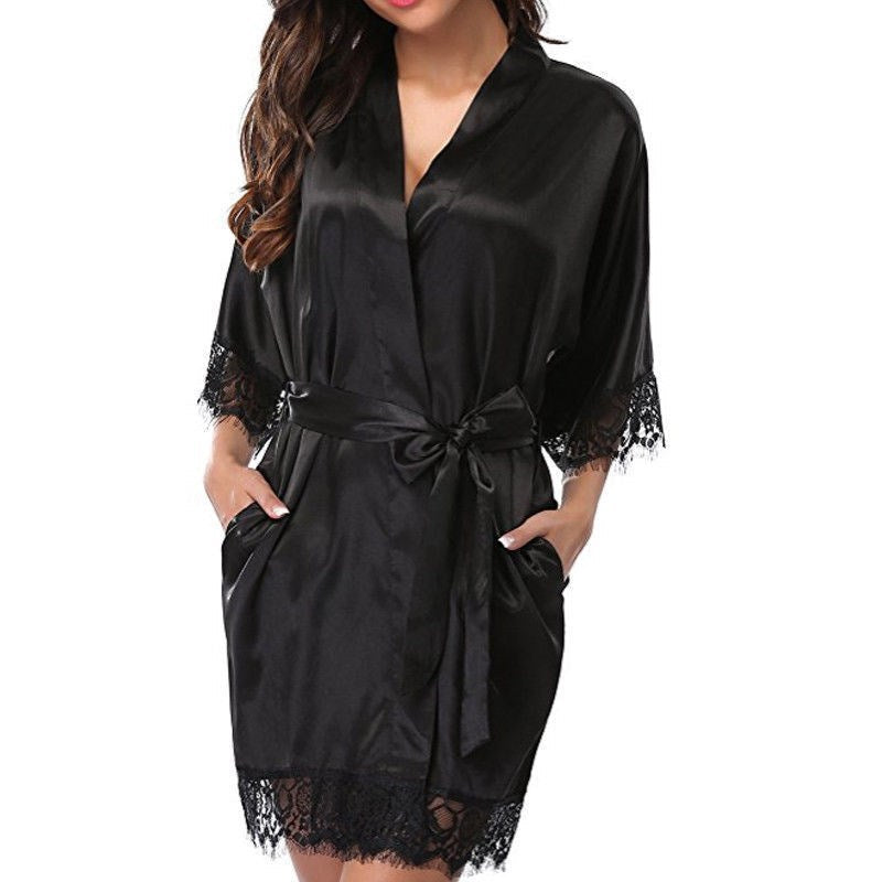 Robe en soie de style kimono sexy