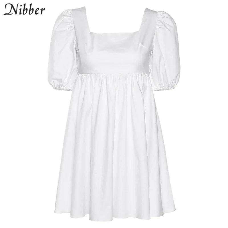 Robe ample blanche