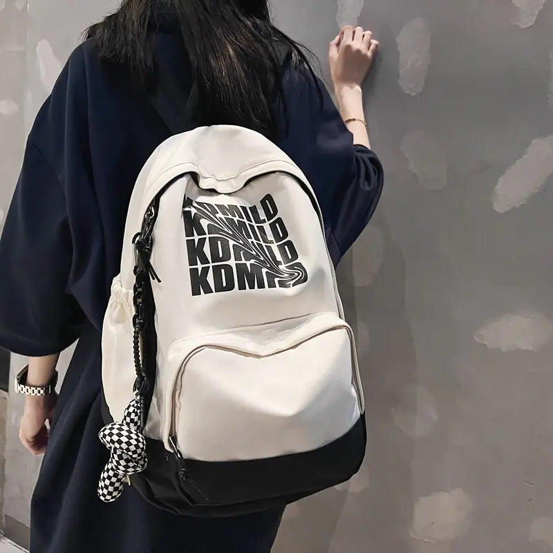 Mochila feminina com estampa de letras da moda