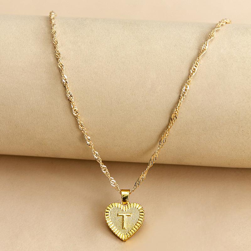 Collier pendentif coeur lettre initiale