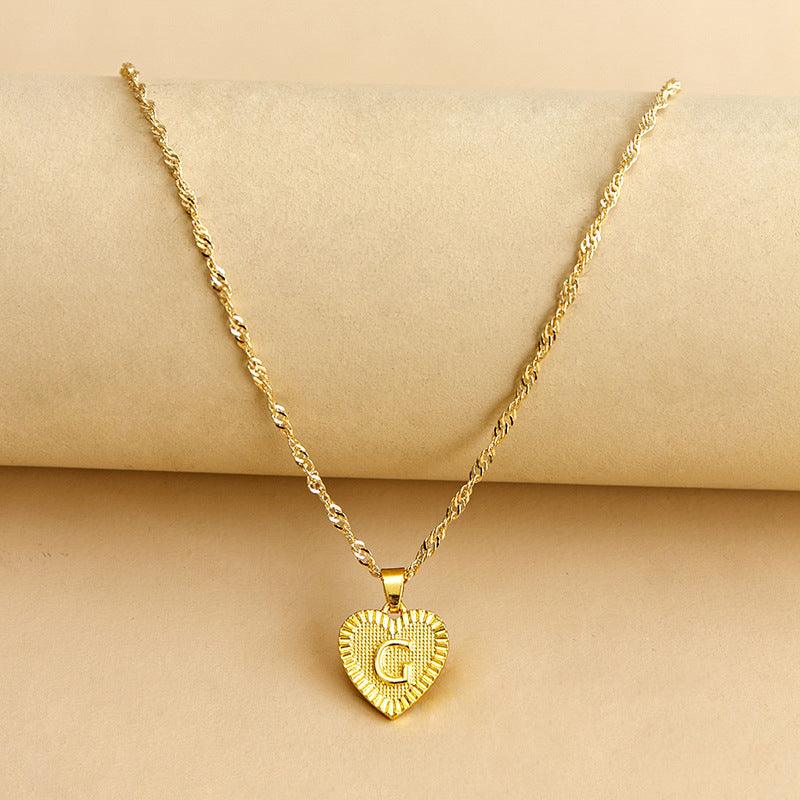 Collier pendentif coeur lettre initiale