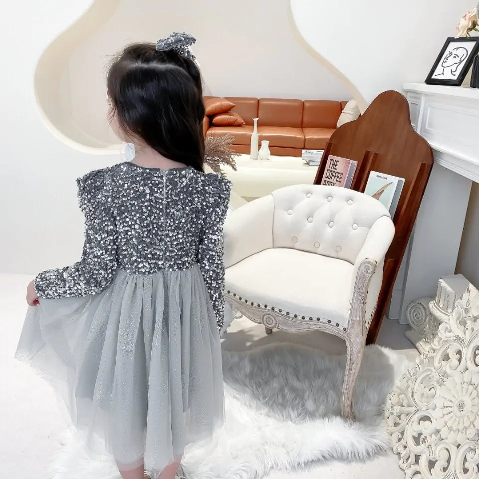 Robe de printemps à paillettes pour enfants