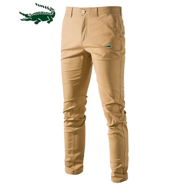 Pantalon pour hommes coupe slim de couleur unie