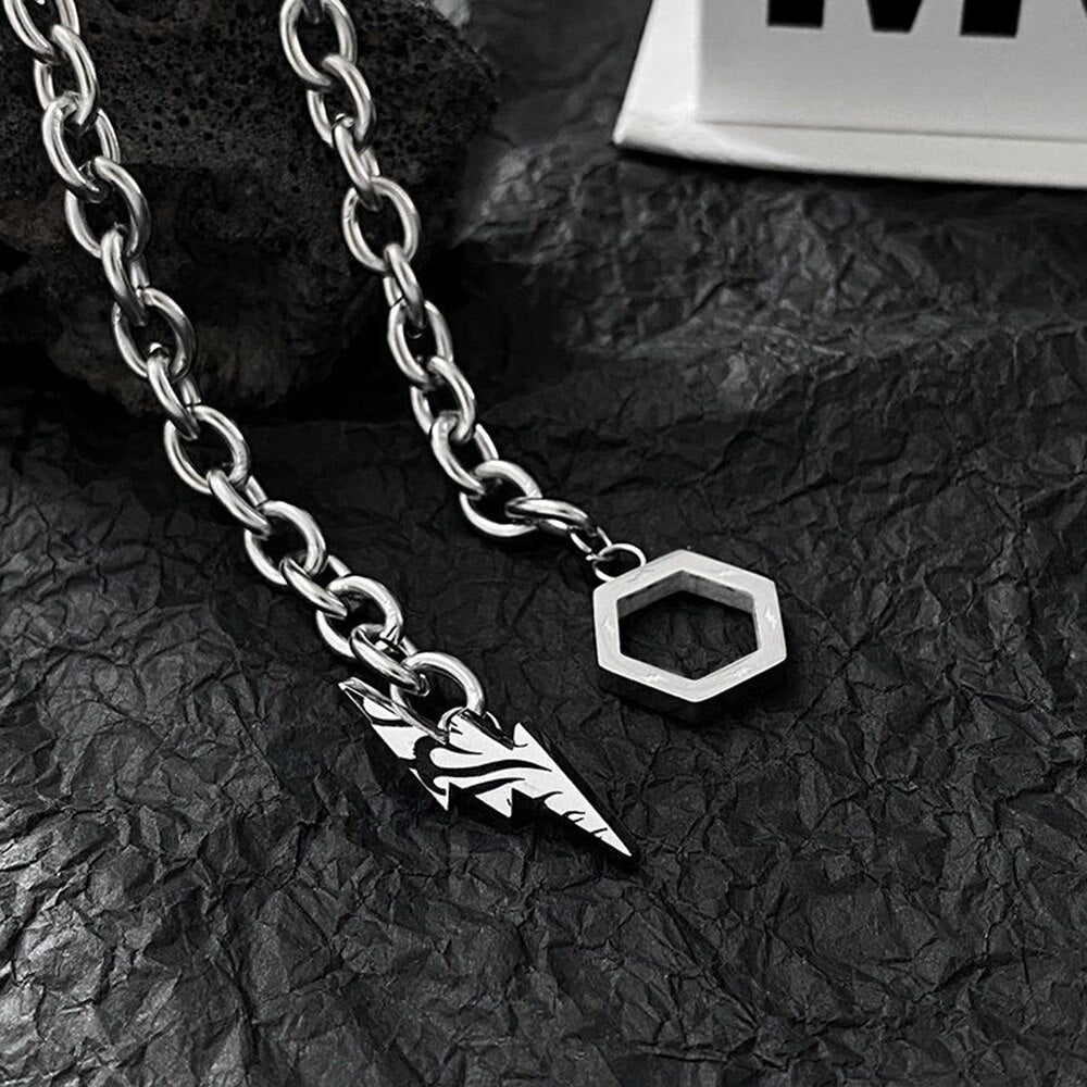 Collier en acier hexagonal Lightning