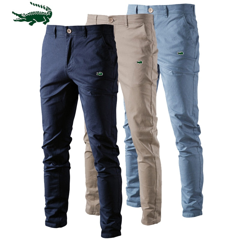 Pantalon pour hommes coupe slim de couleur unie