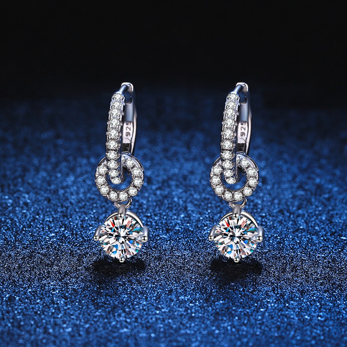 Boucles d'oreilles pendantes en moissanite véritable