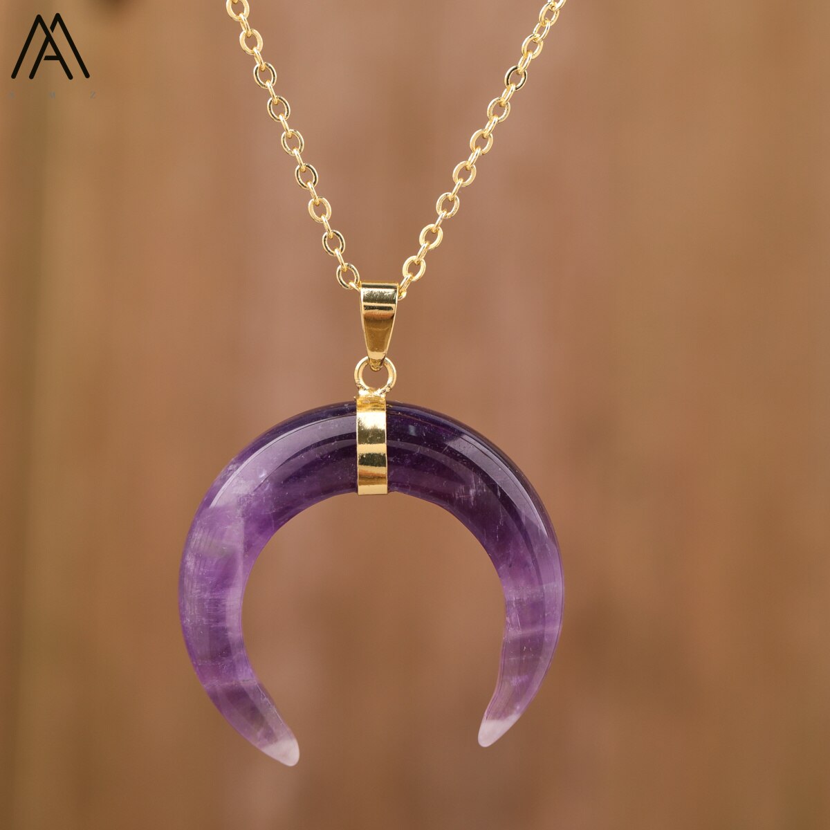 Collier d'améthyste en forme de lune