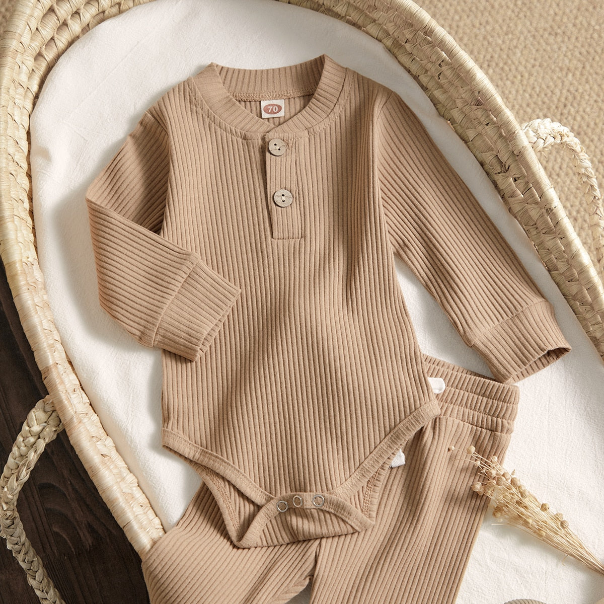 Ensemble de vêtements tricotés pour bébé